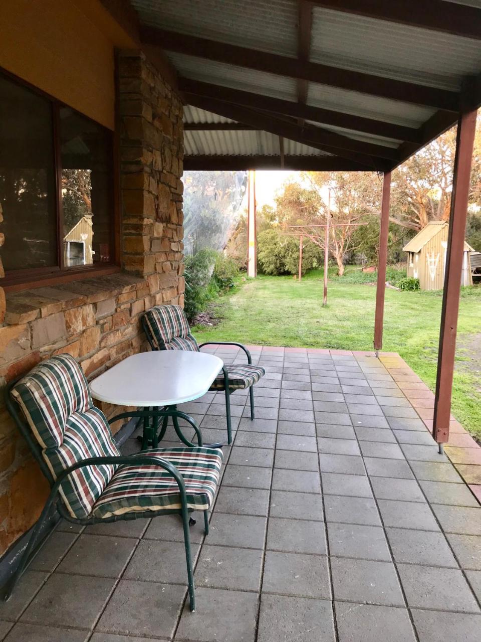 Bee'S Place - 3 Bedroom Home On 10 Acres Of Land With Distant Ocean Views Emu Bay Экстерьер фото
